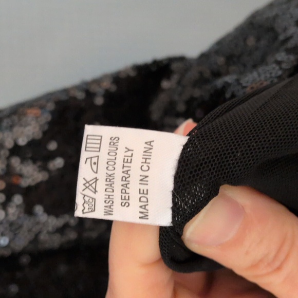 🎵 Sequined Tank Top🎵 - Picture 8 of 9